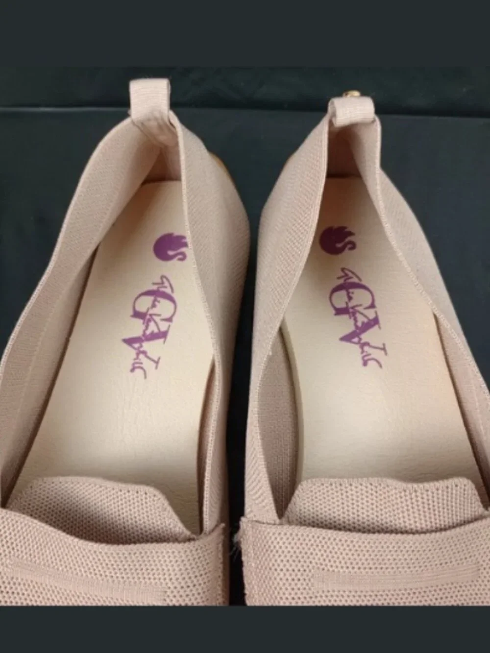 Gloria Vanderbilt Womens 10 Pink Nude Knit Mesh Slip On Penny Loafer Flats Shoes